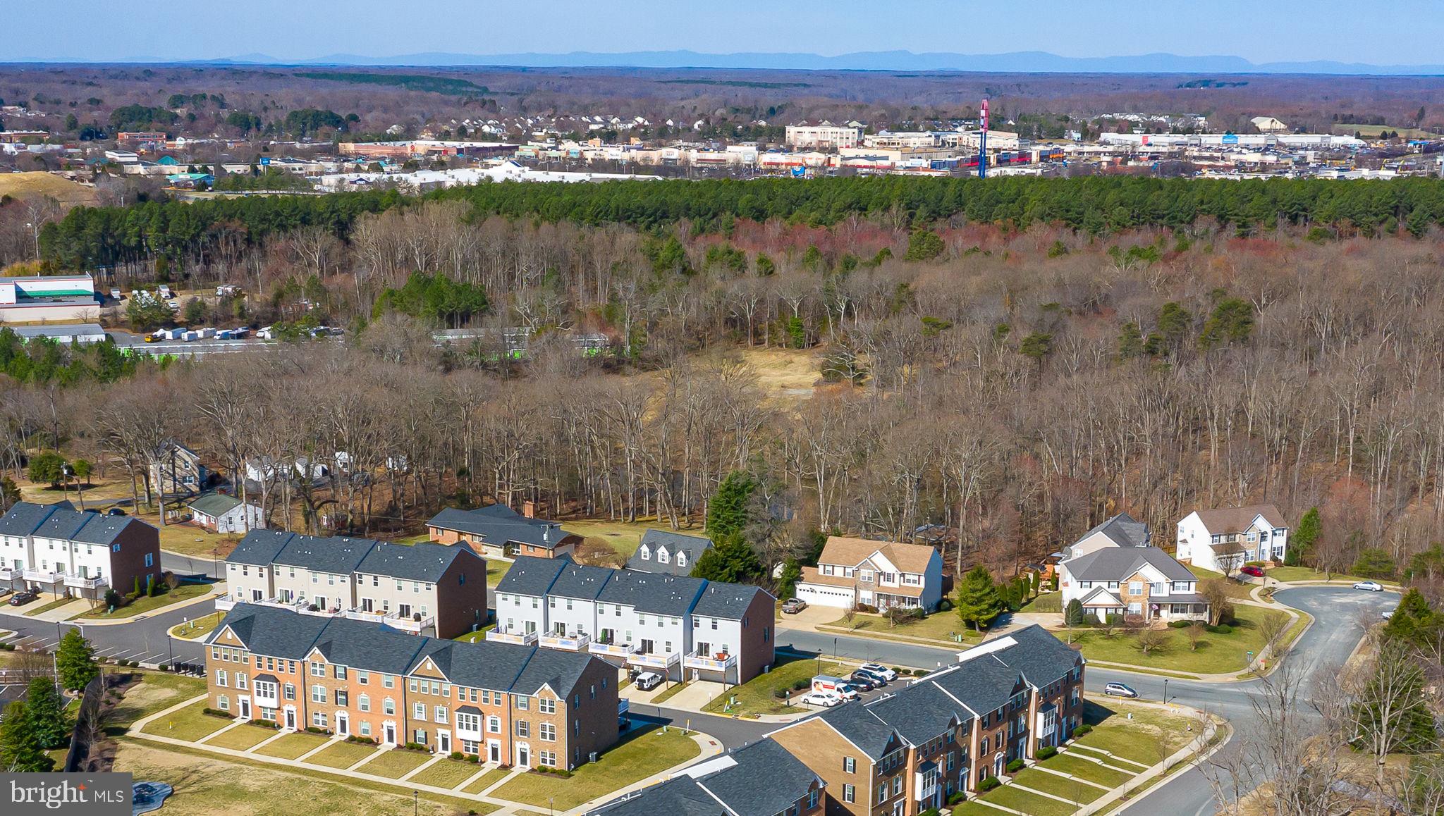 GOVERNORS ROW - Residential