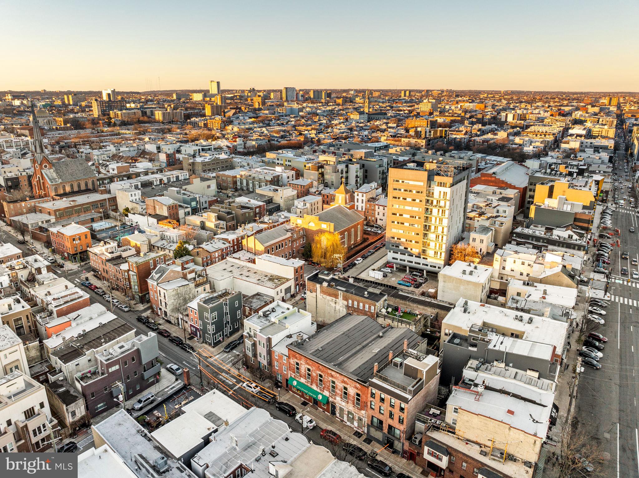 NORTHERN LIBERTIES - Commercial Sale