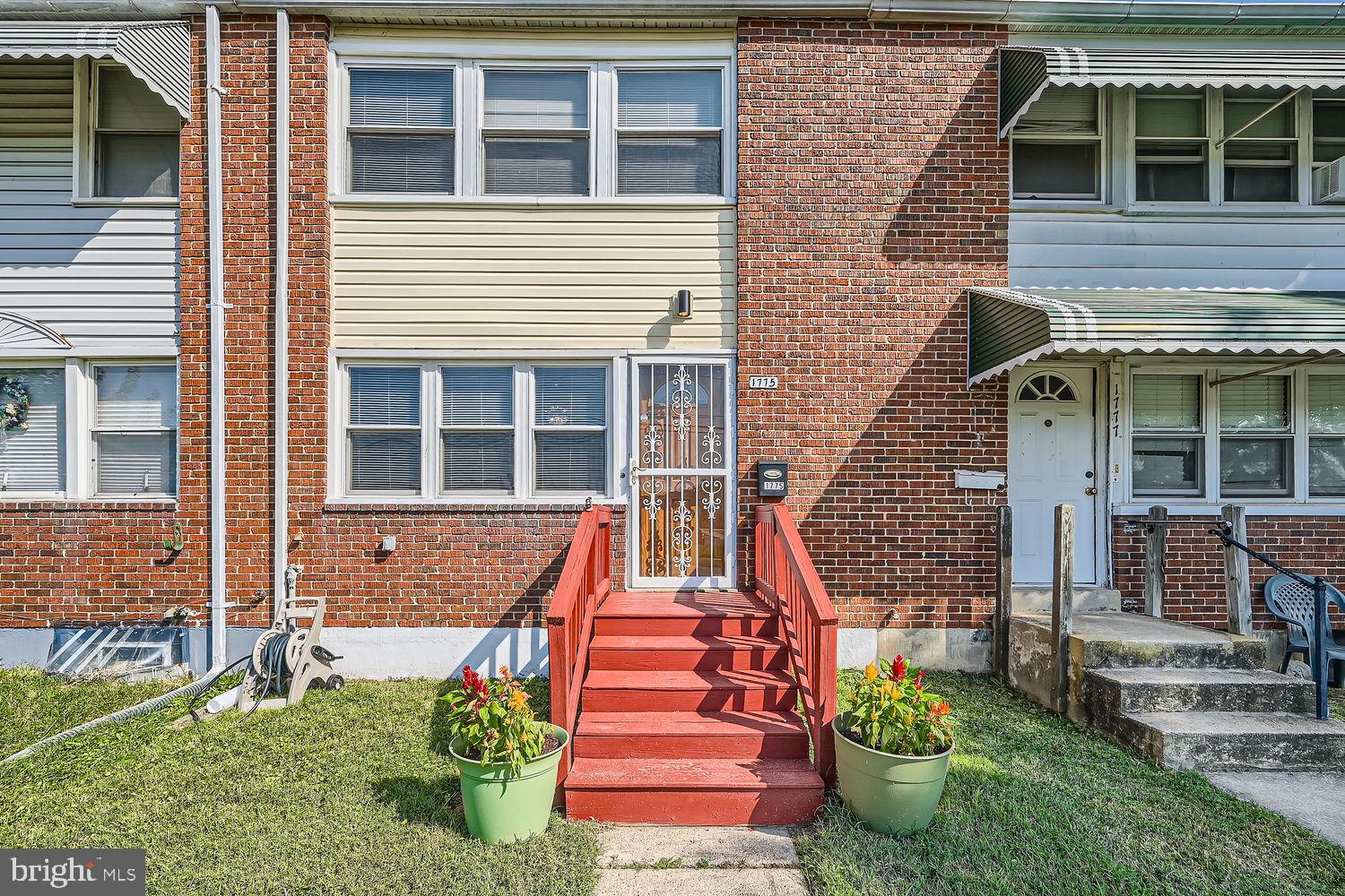 EASTCREST - Residential