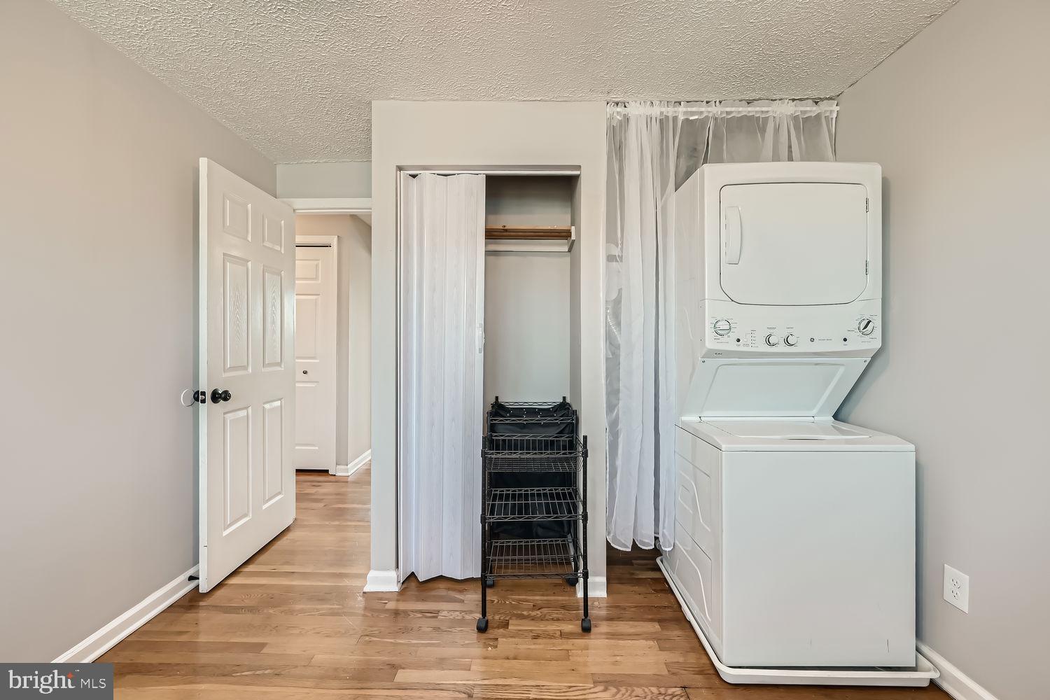 EASTCREST - Residential