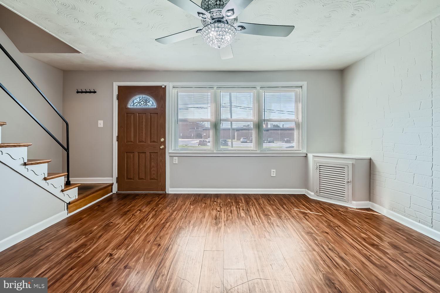 EASTCREST - Residential