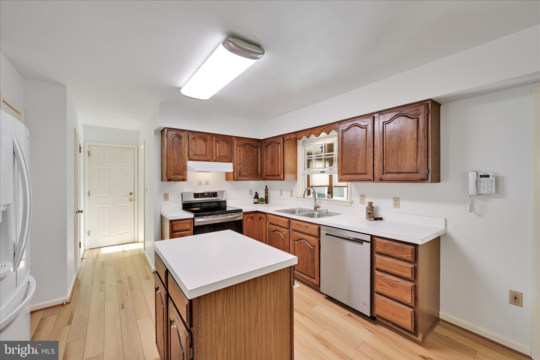 PINE BROOK - Residential