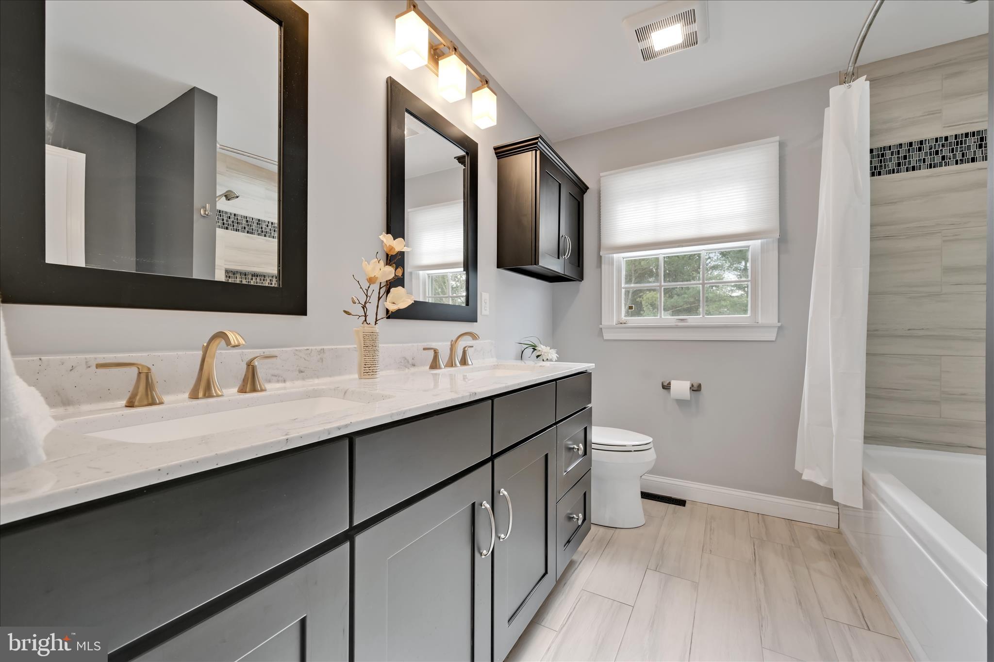 PINE BROOK - Residential