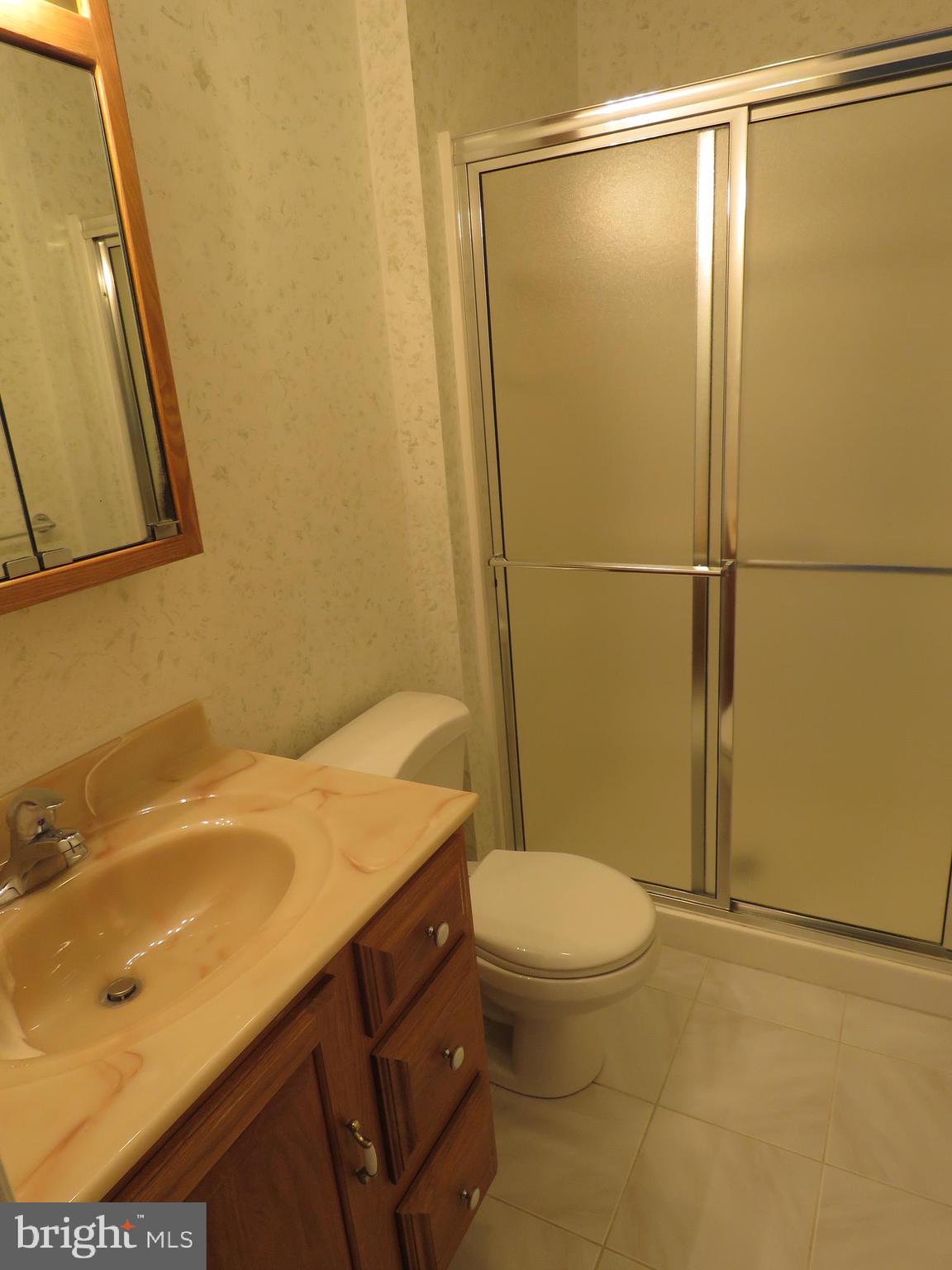 NESHAMINY VALLEY - Residential Lease