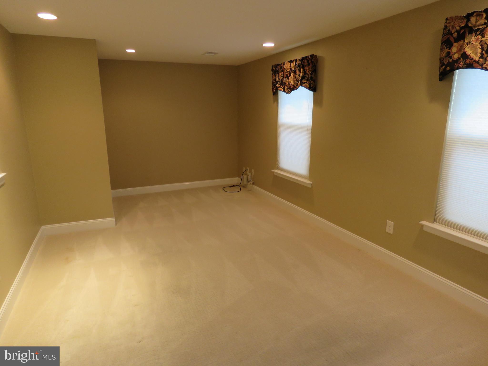 NESHAMINY VALLEY - Residential Lease