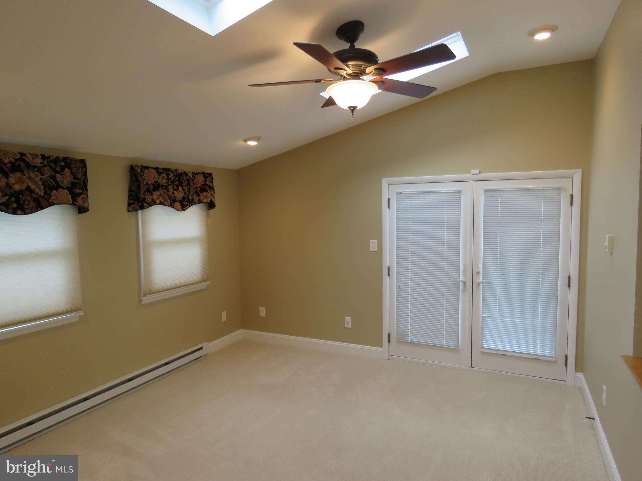 NESHAMINY VALLEY - Residential Lease