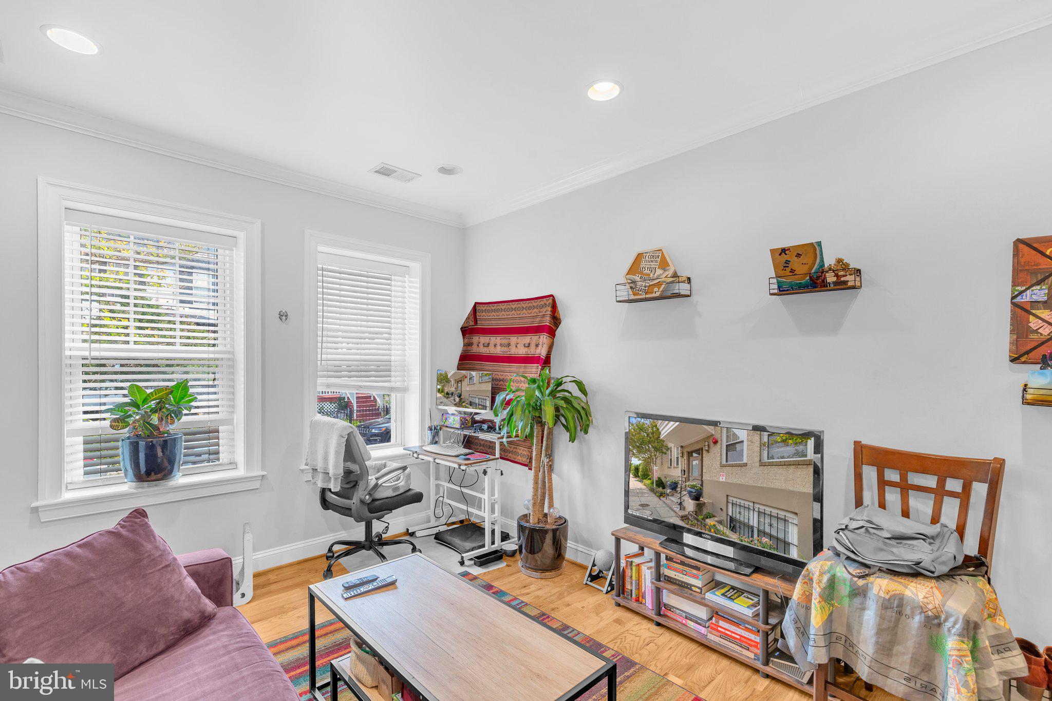 739 NEWTON PLACE NW 105