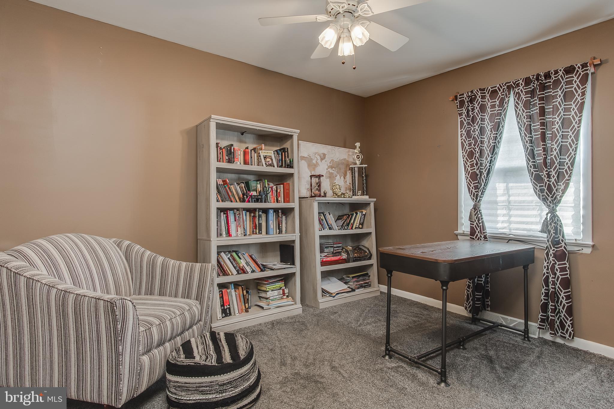 HALFWAY - Residential