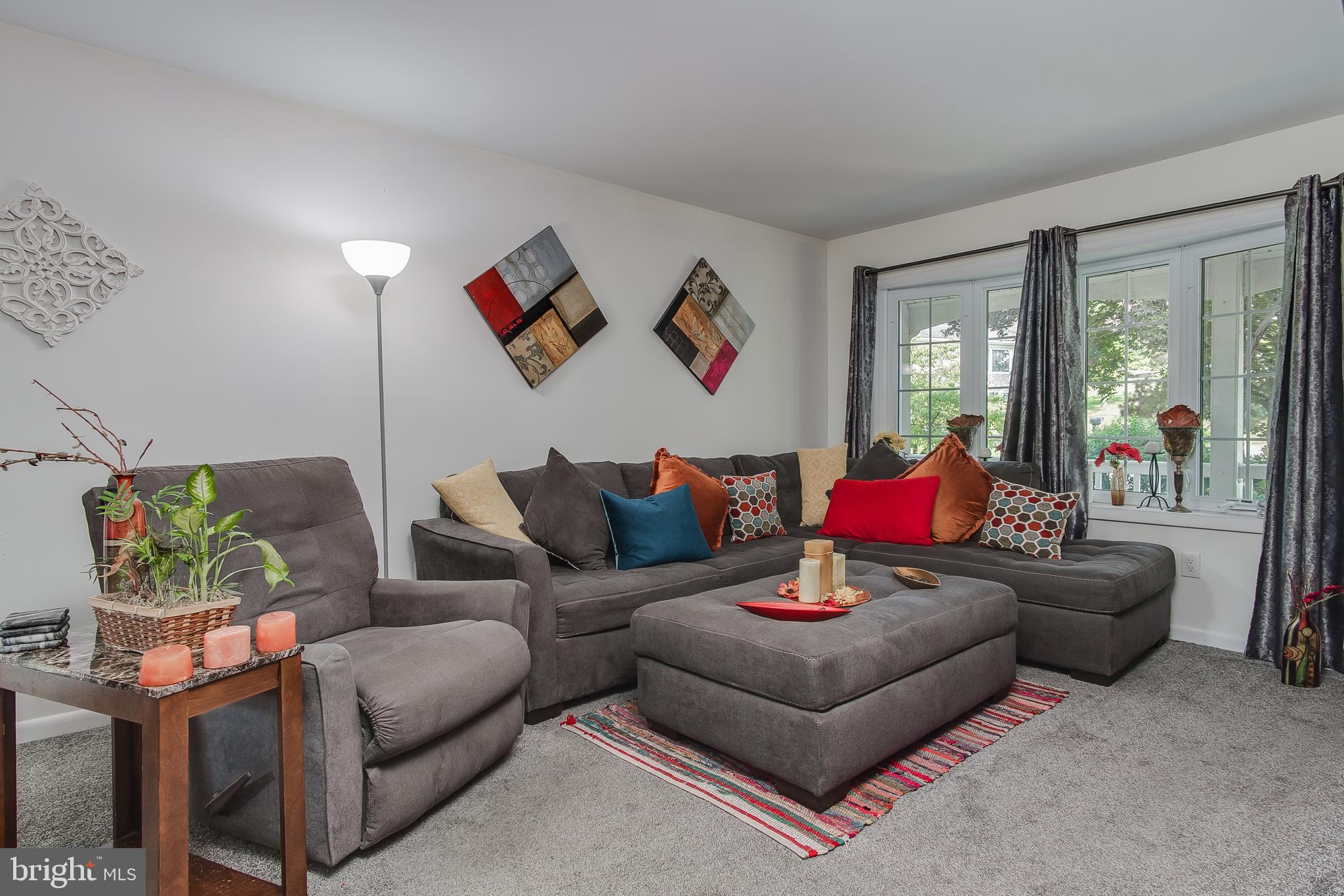 HALFWAY - Residential