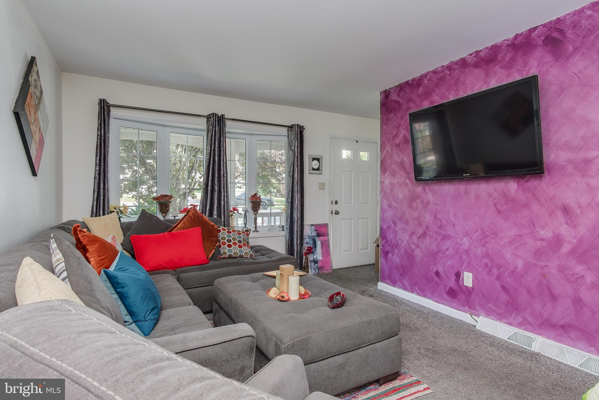 HALFWAY - Residential