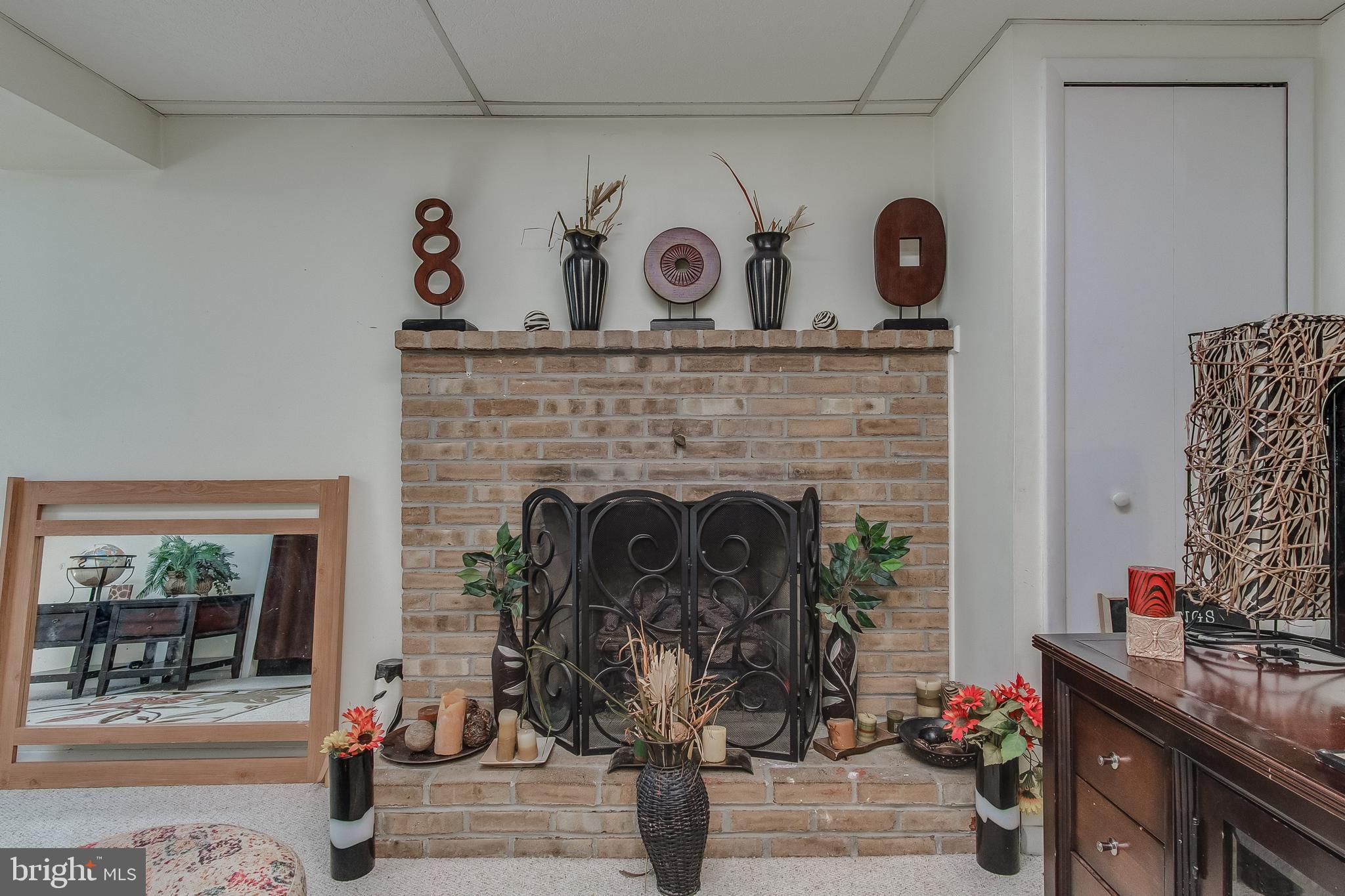 HALFWAY - Residential