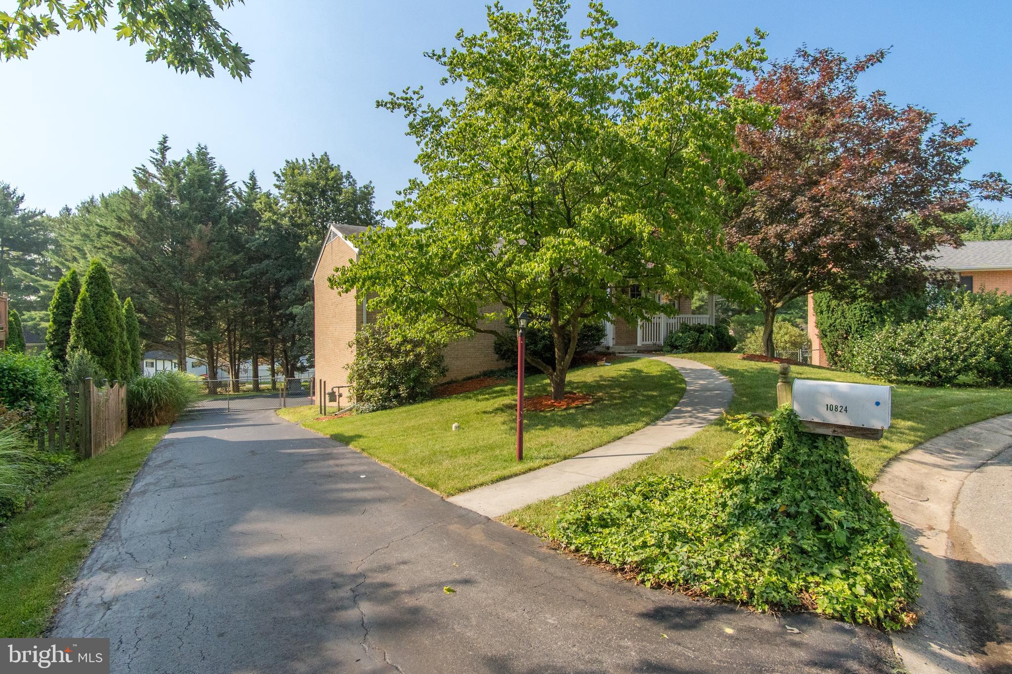 HALFWAY - Residential