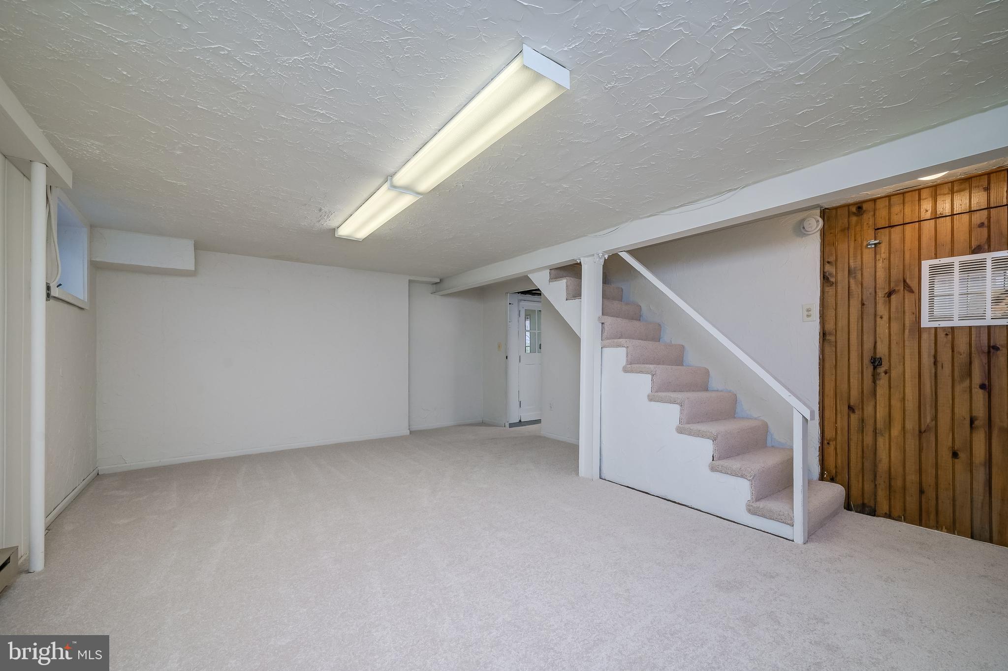 WHEATLEY HILLS - Residential