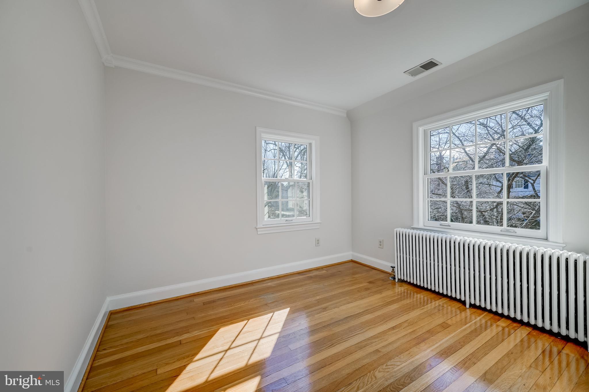 WHEATLEY HILLS - Residential