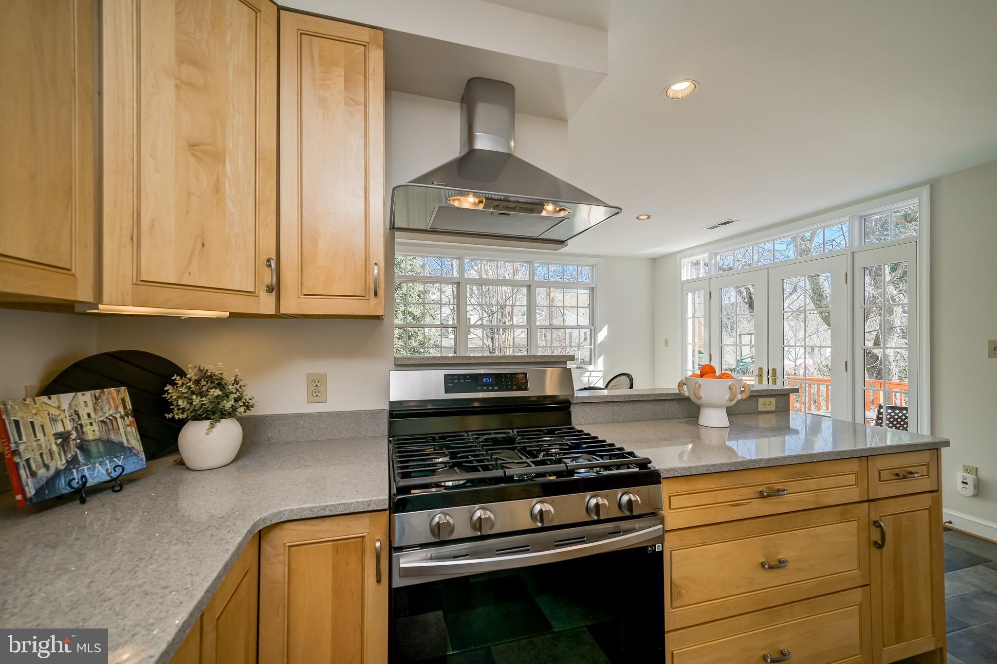 WHEATLEY HILLS - Residential