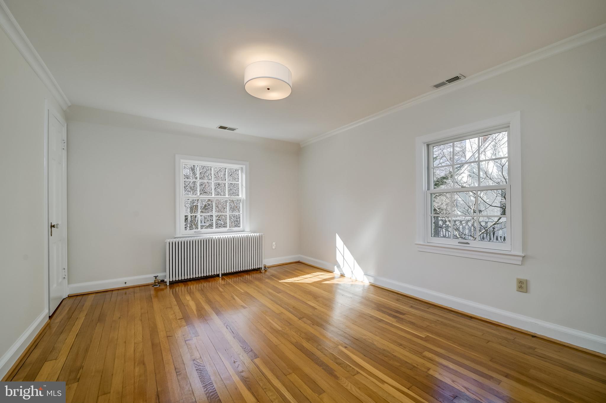 WHEATLEY HILLS - Residential