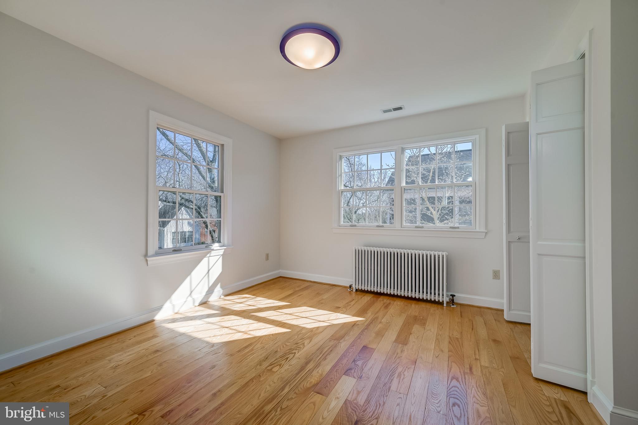 WHEATLEY HILLS - Residential