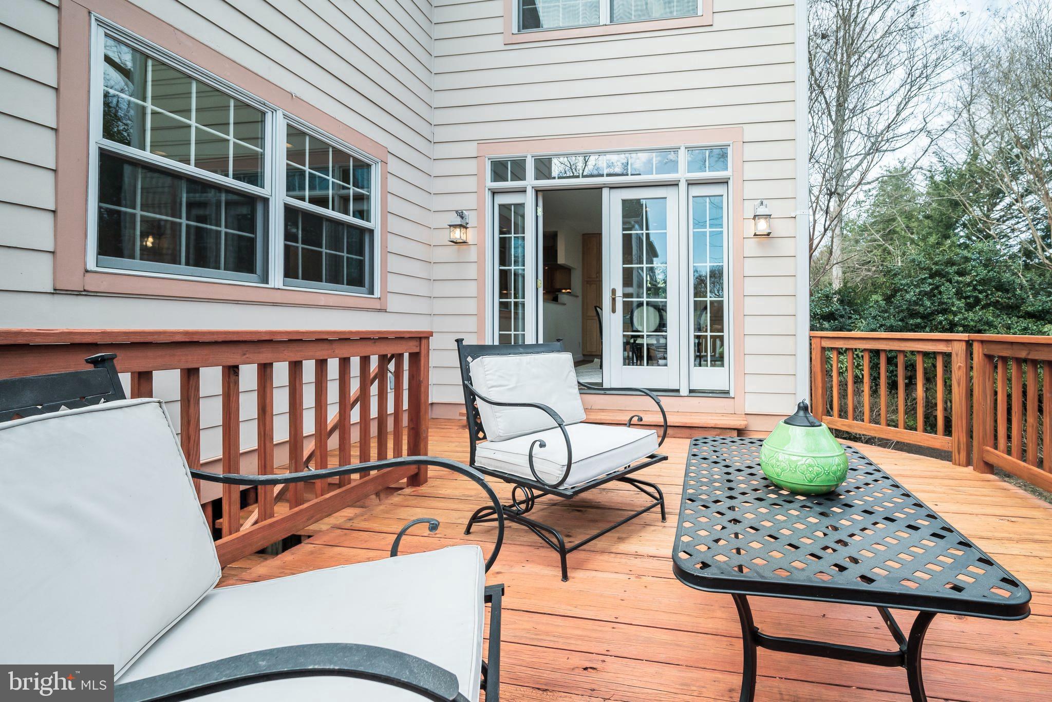 WHEATLEY HILLS - Residential