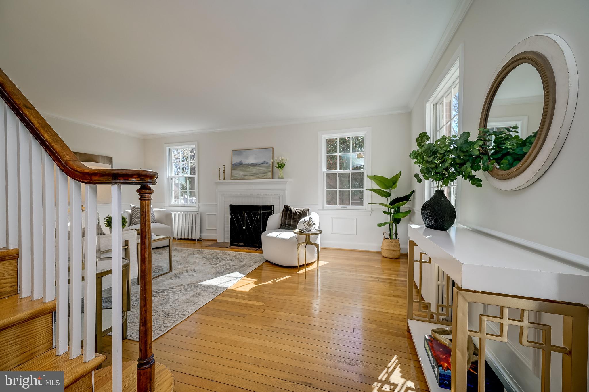 WHEATLEY HILLS - Residential