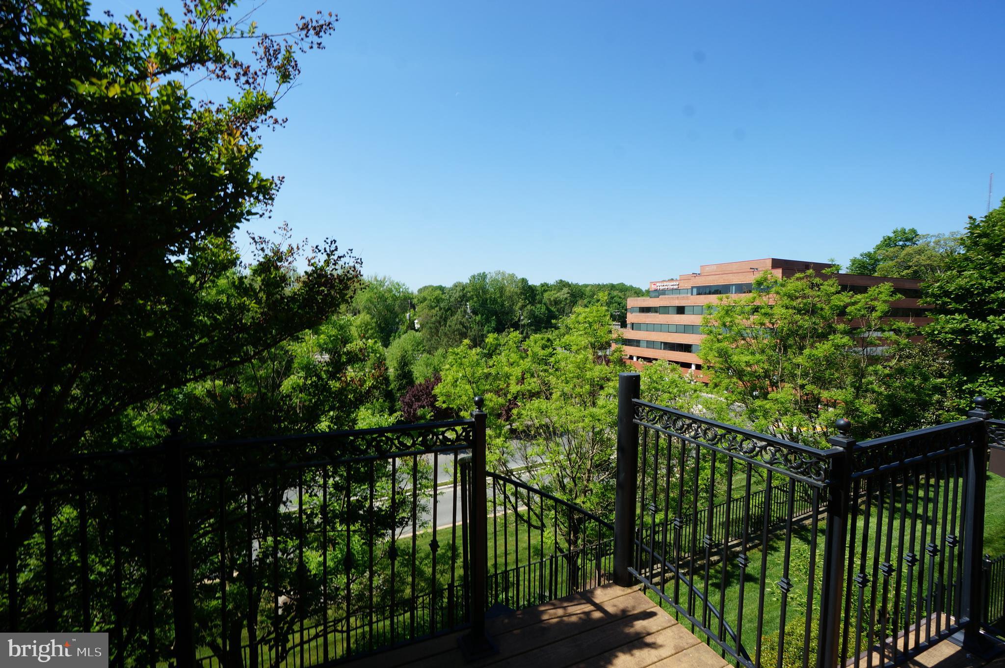 PARK POTOMAC - Residential