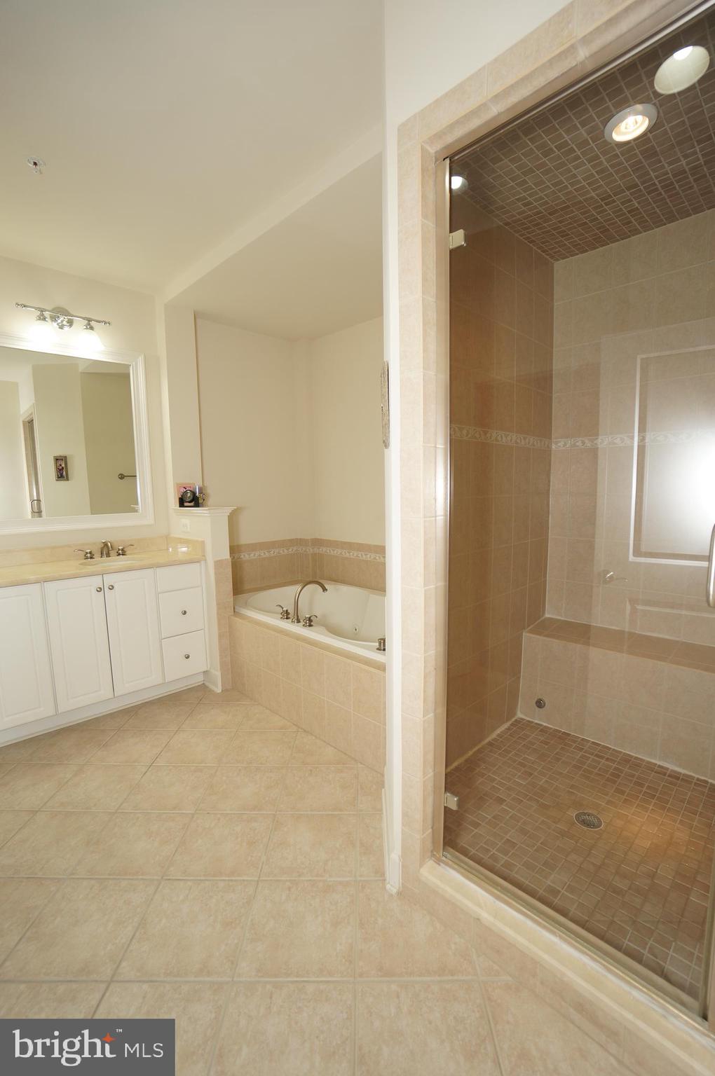 PARK POTOMAC - Residential