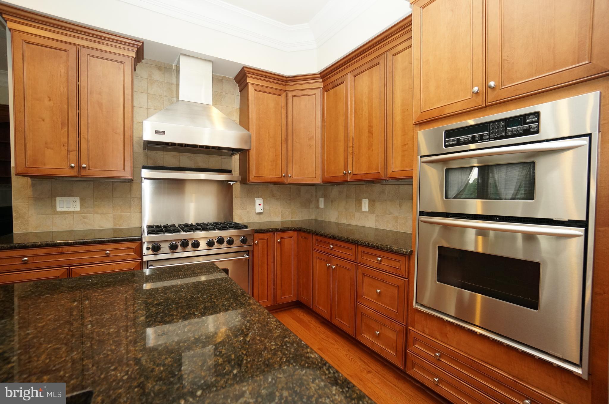 PARK POTOMAC - Residential