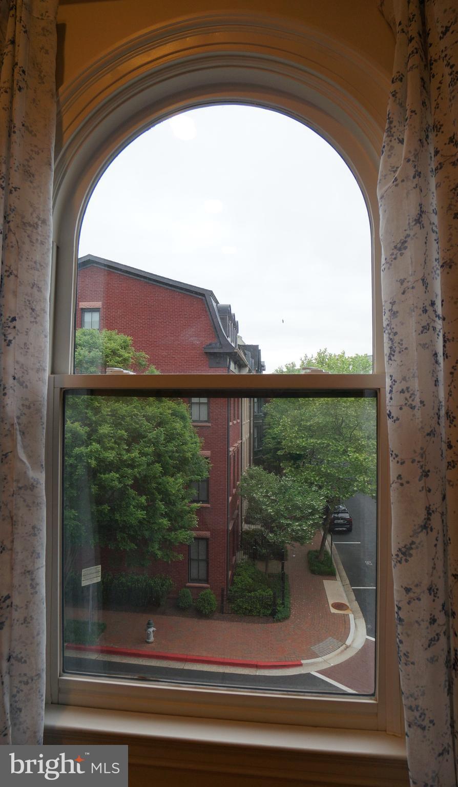 PARK POTOMAC - Residential