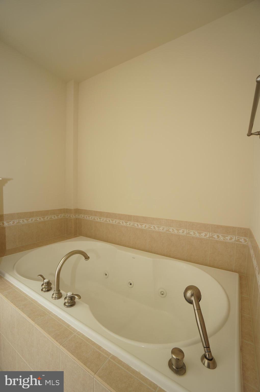 PARK POTOMAC - Residential