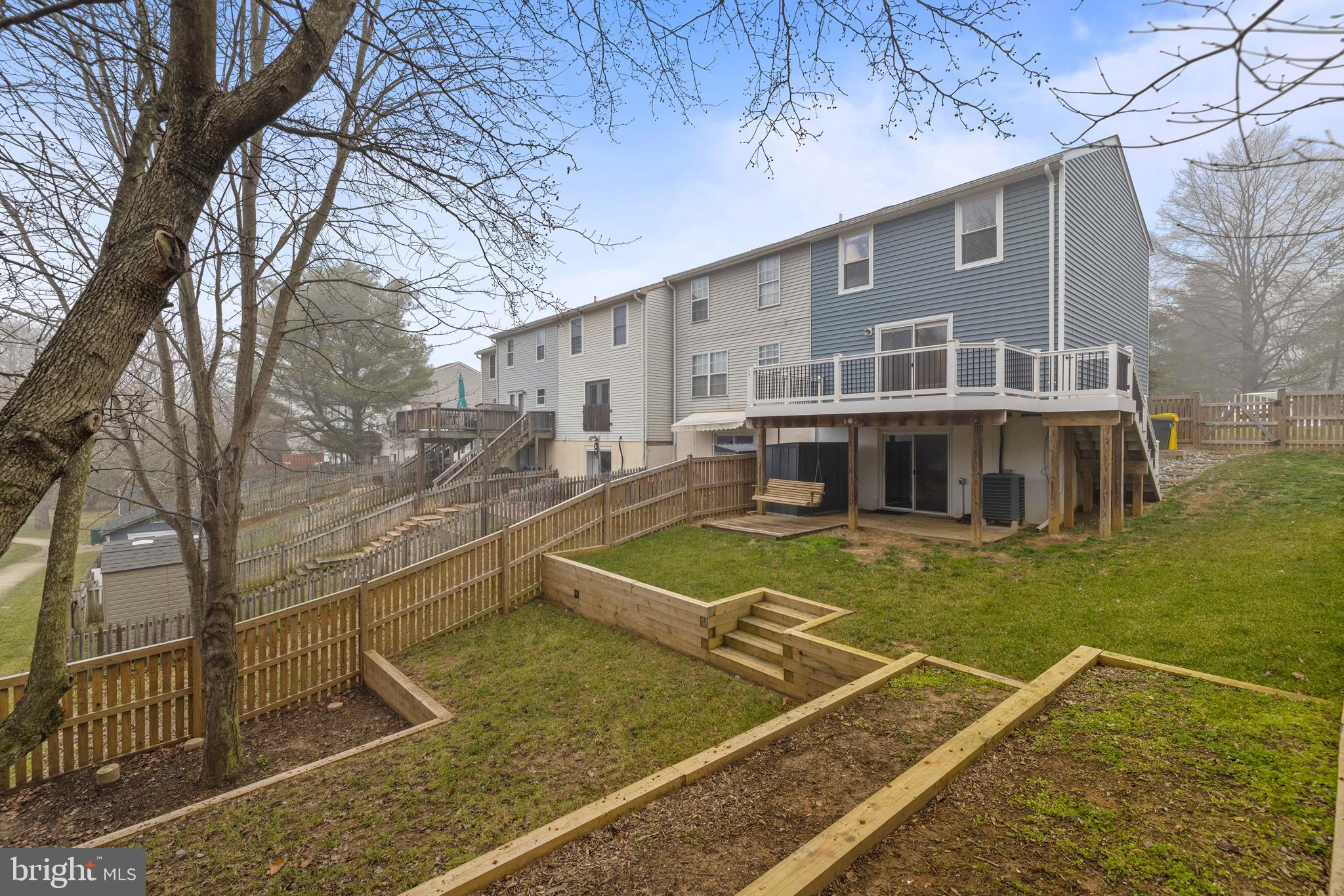 WHISPERING WOODS - Residential