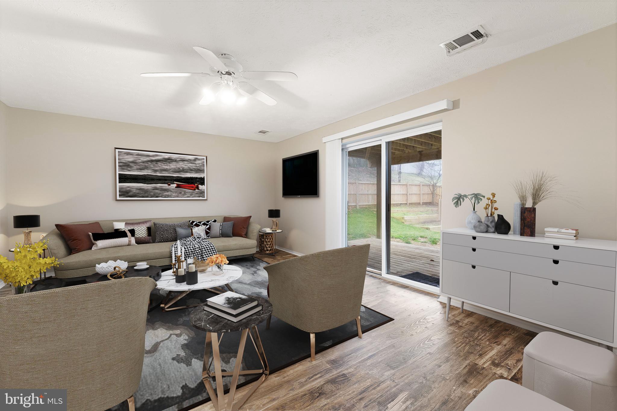 WHISPERING WOODS - Residential