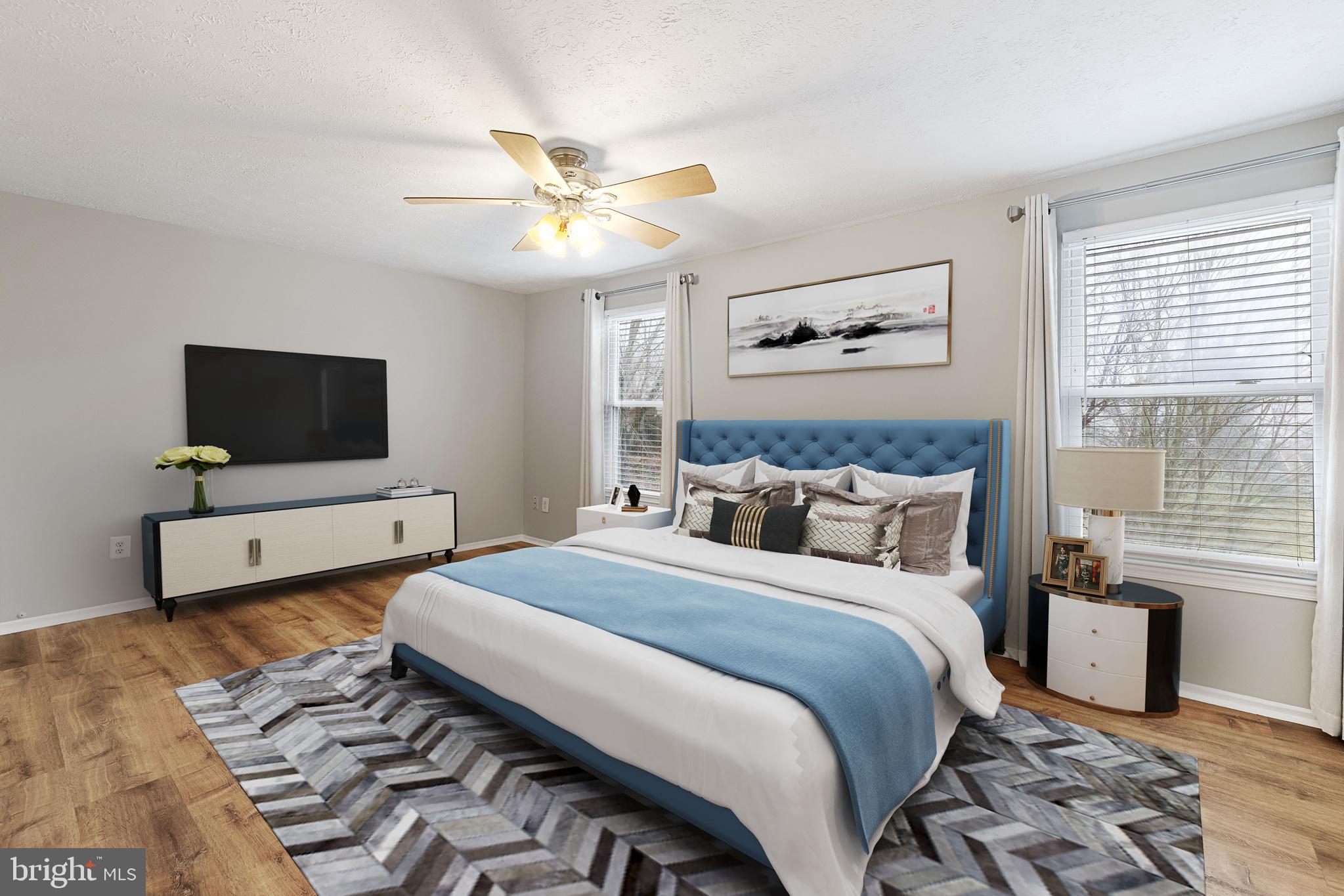 WHISPERING WOODS - Residential