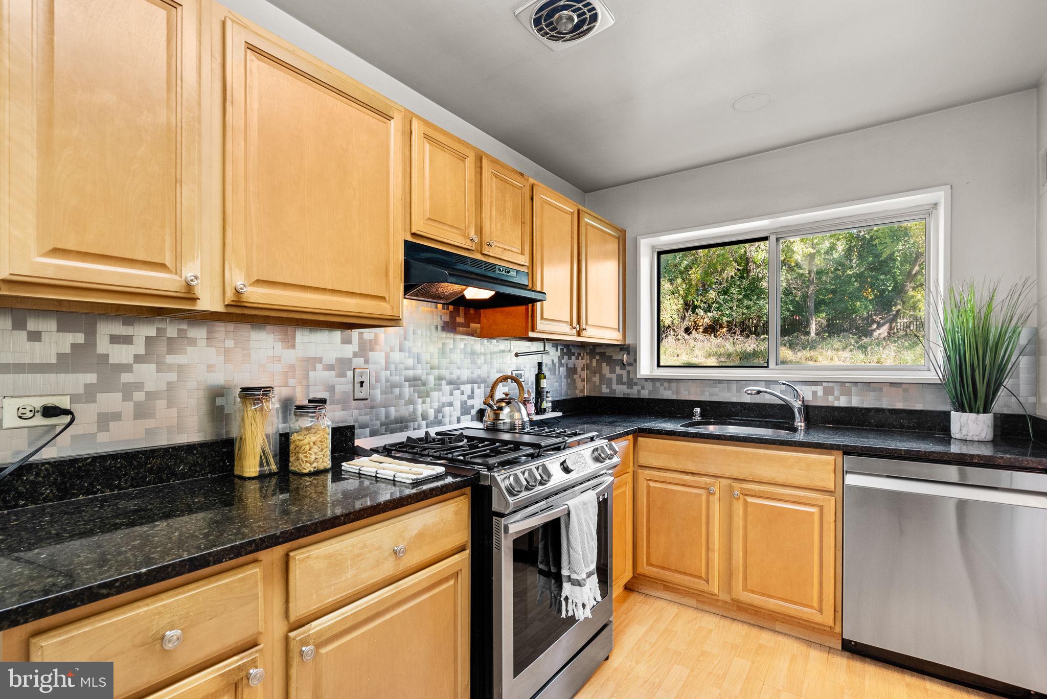 PARKSIDE CONDOMINIUMS - Residential