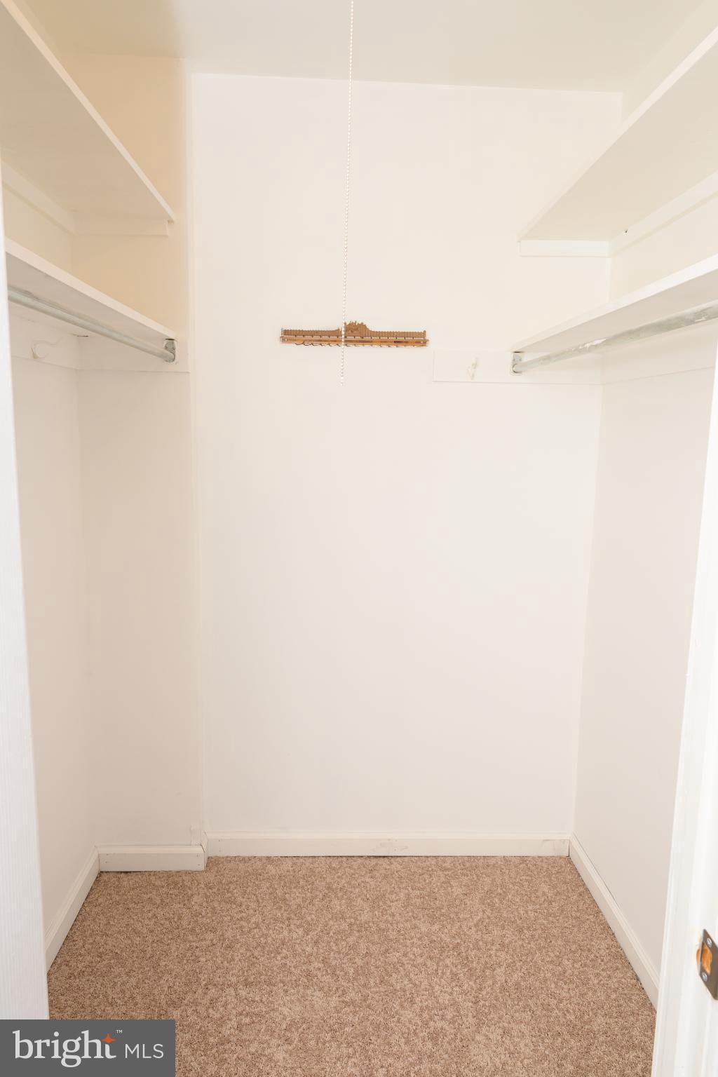 BEAVER HILL - Residential