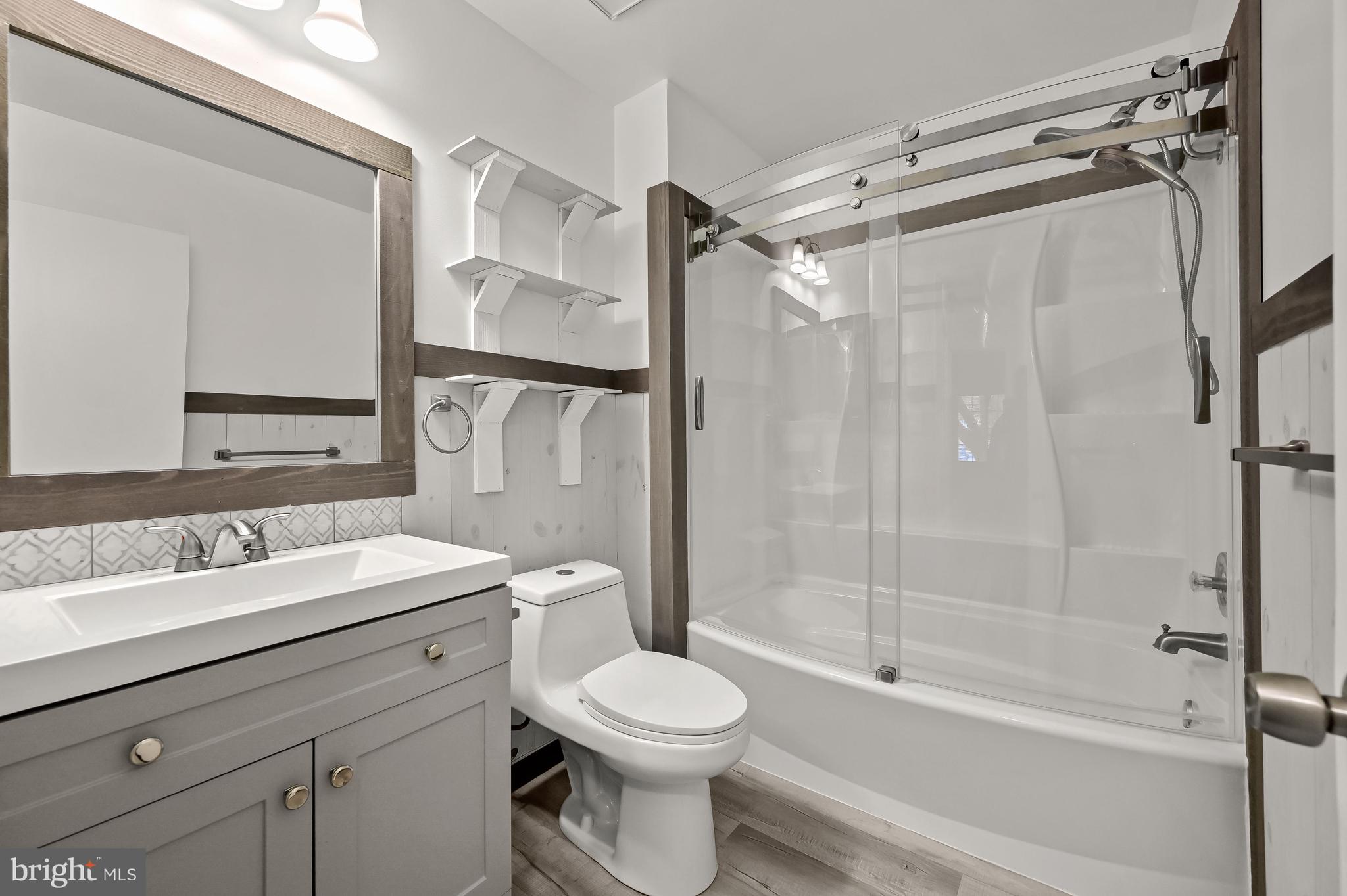 VILLAGE OF DORSEY SEARCH - Residential