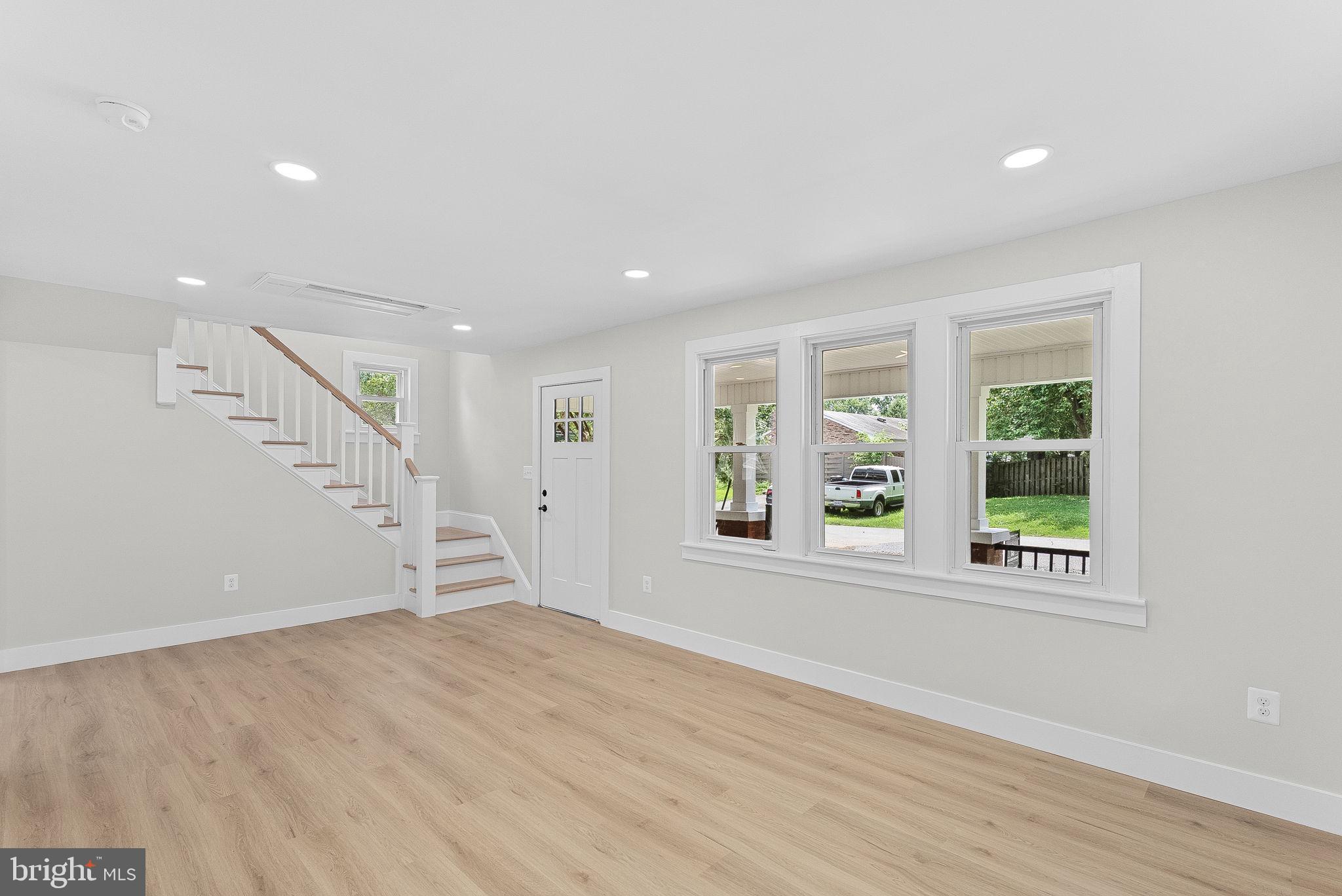 321 W J STREET