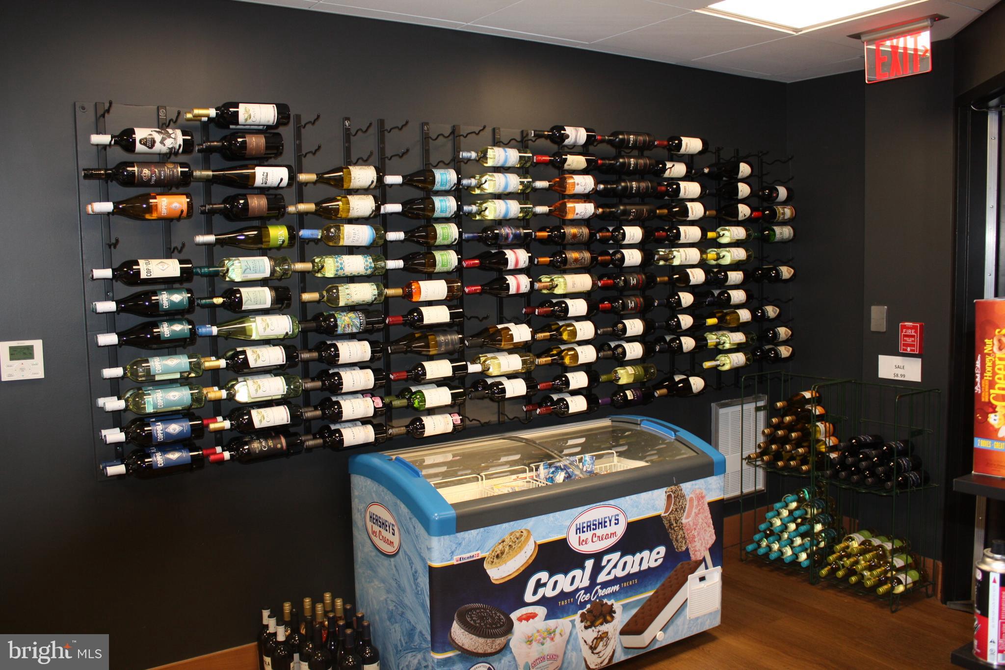 MONTEBELLO - Residential