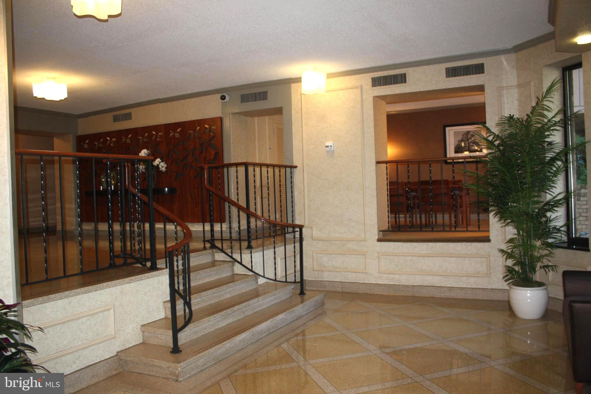 MONTEBELLO - Residential