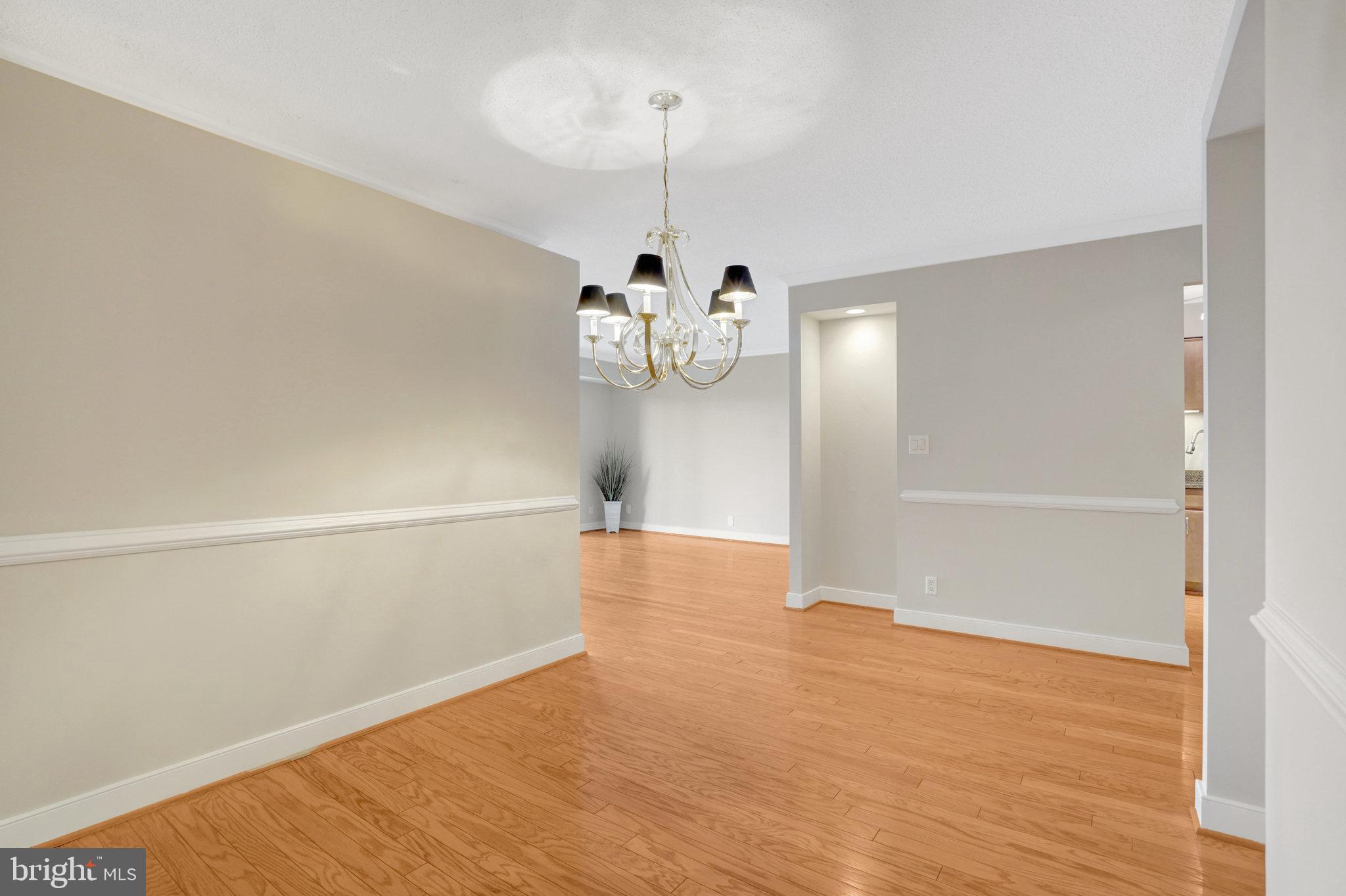 MONTEBELLO - Residential