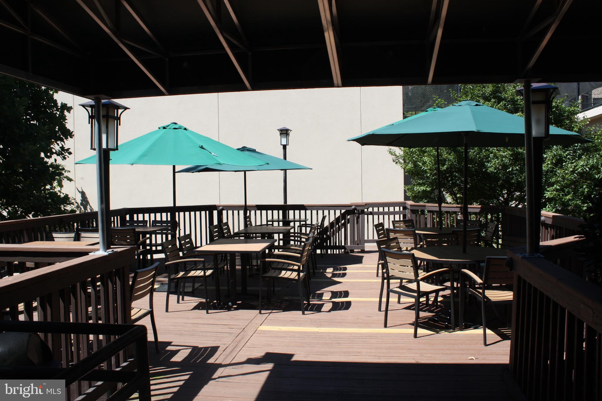 MONTEBELLO - Residential