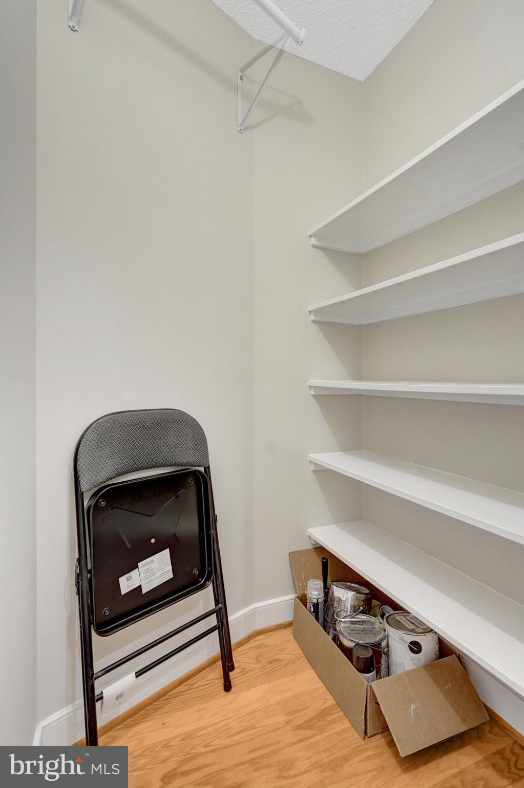 MONTEBELLO - Residential