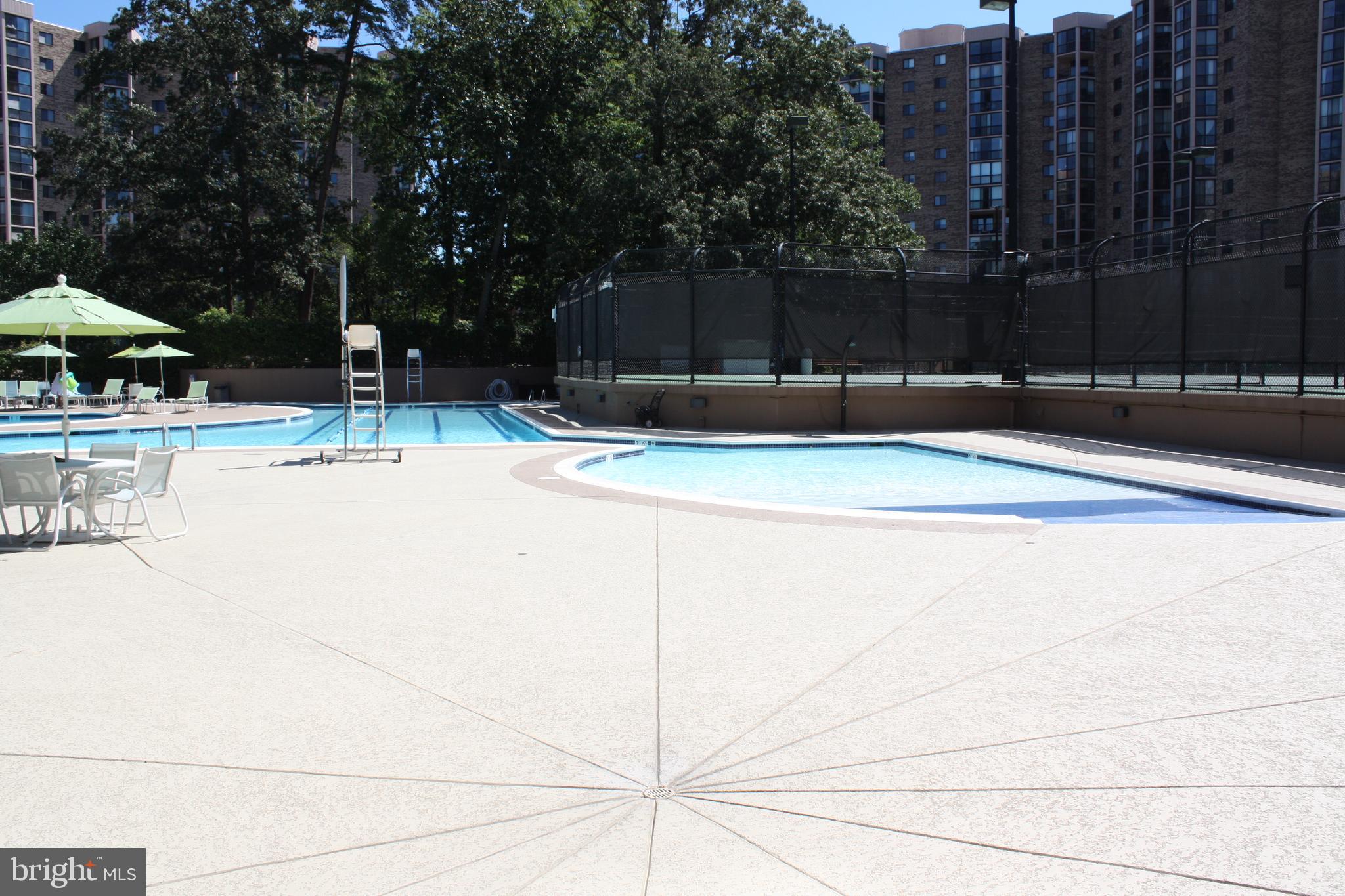 MONTEBELLO - Residential