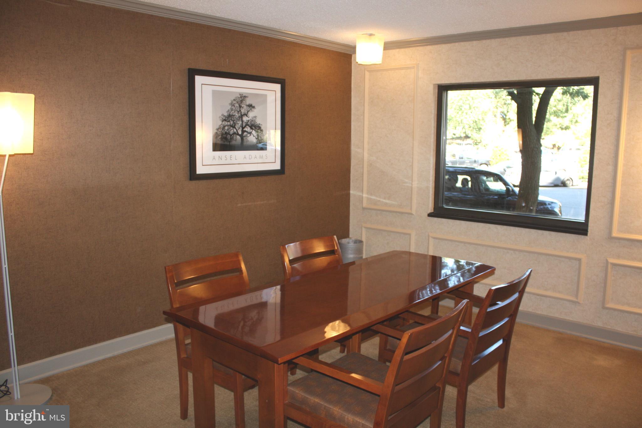 MONTEBELLO - Residential