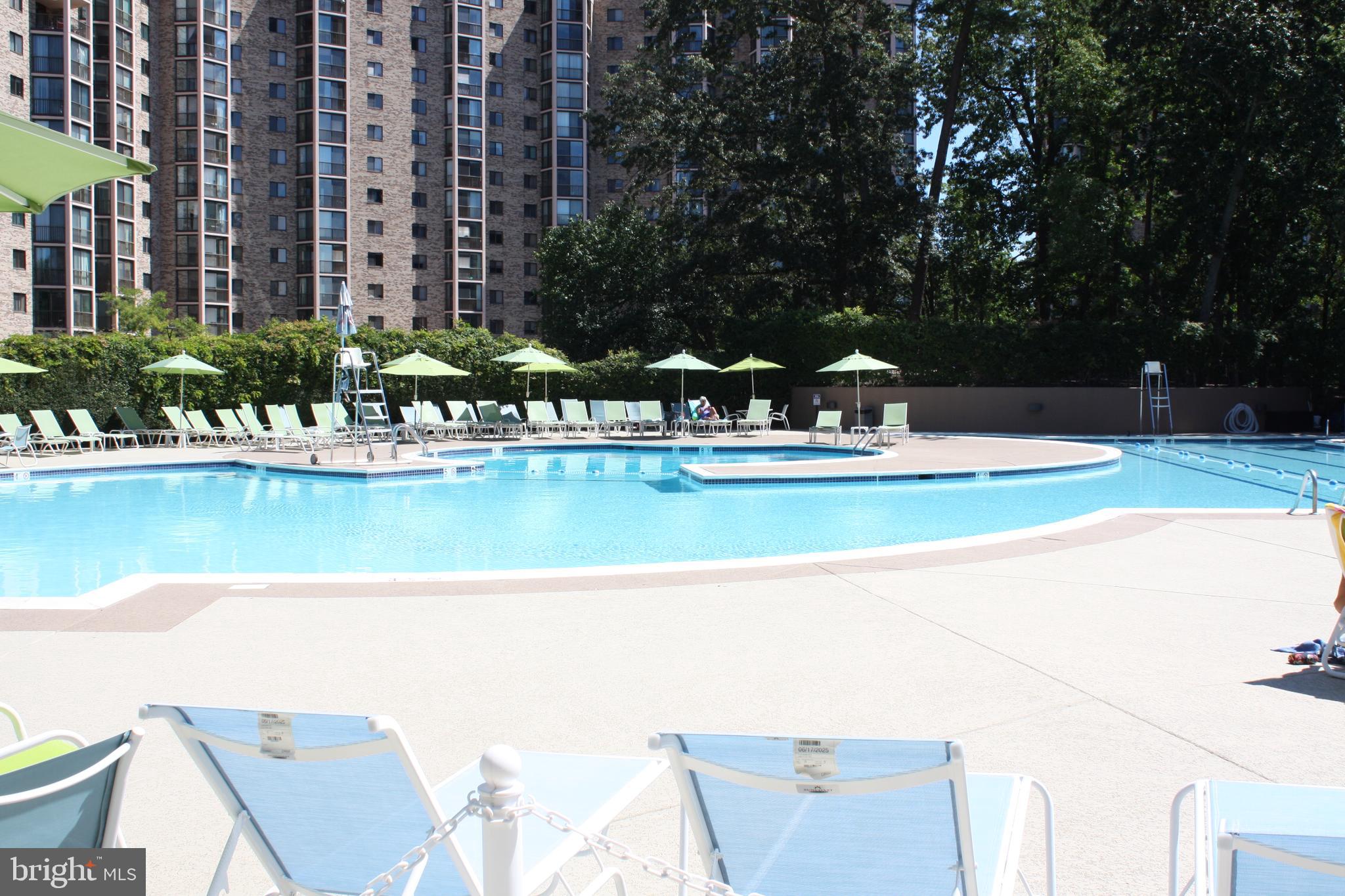 MONTEBELLO - Residential