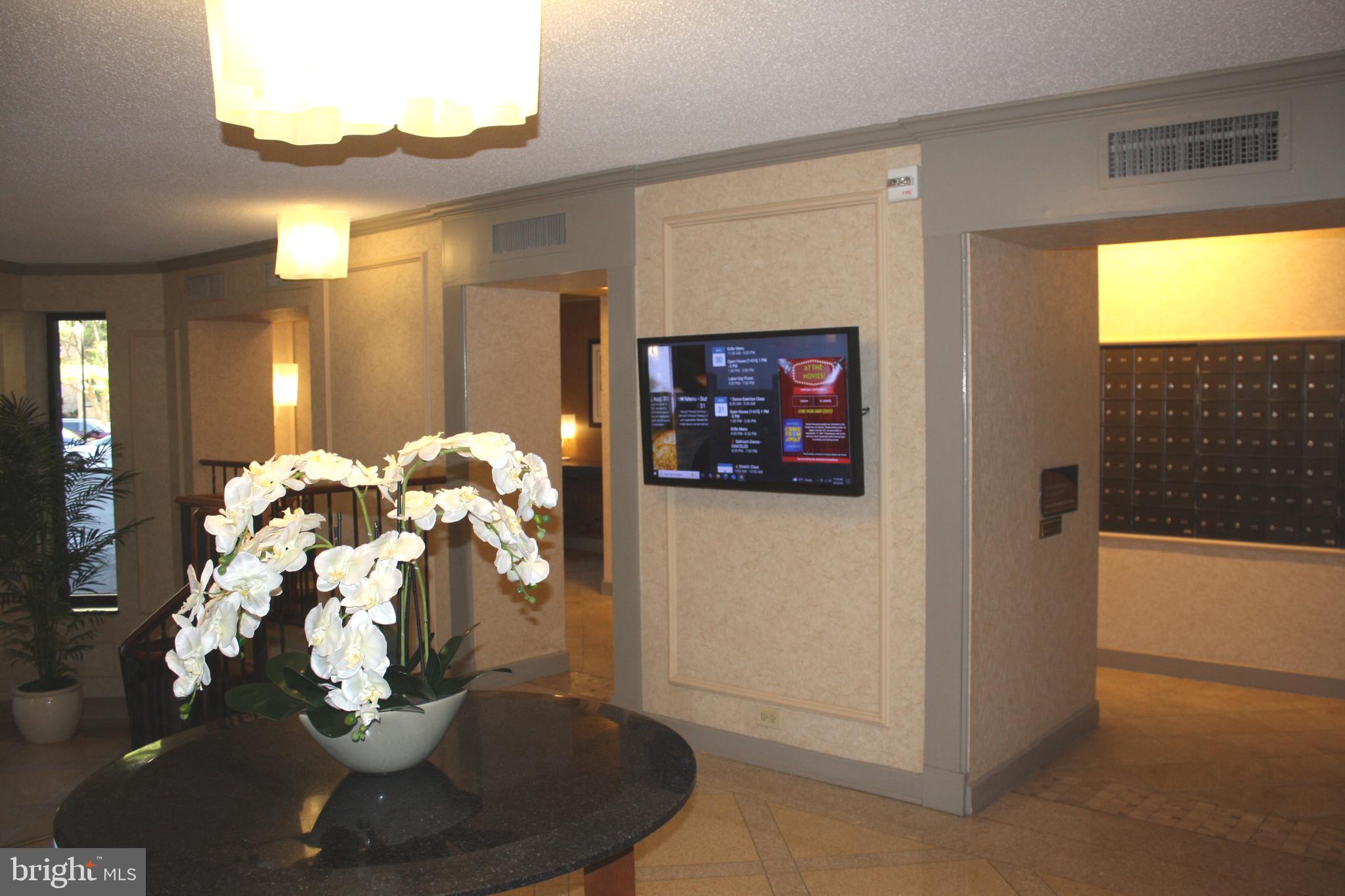 MONTEBELLO - Residential