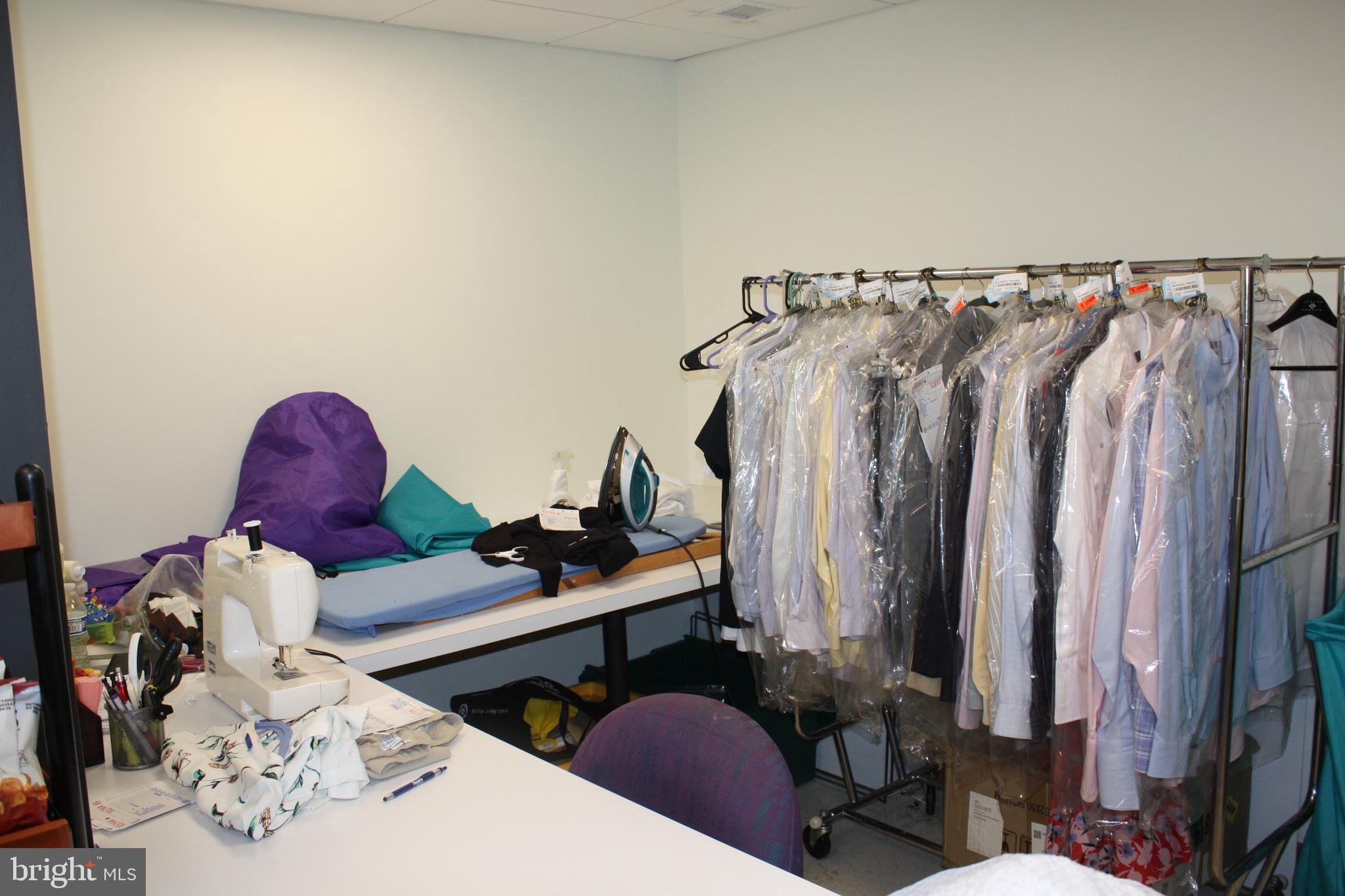 MONTEBELLO - Residential