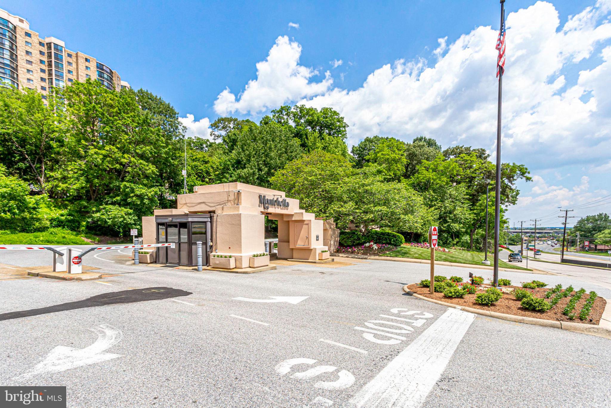 5902 MOUNT EAGLE DRIVE 817