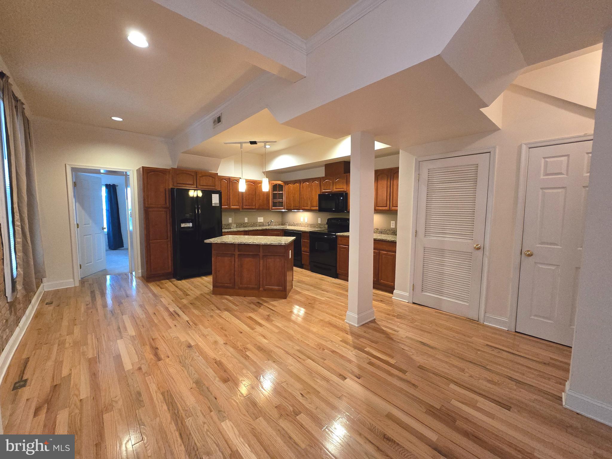 DOWNTOWN HAGERSTOWN - Residential Lease