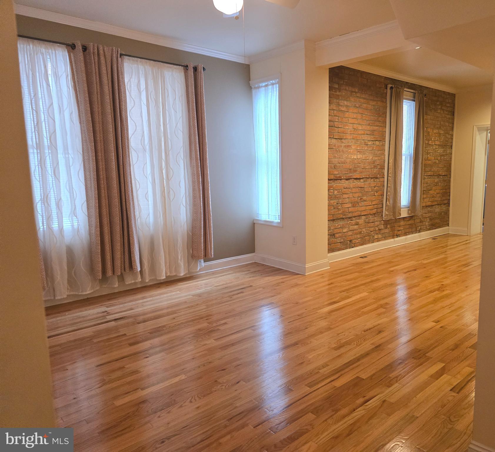 DOWNTOWN HAGERSTOWN - Residential Lease