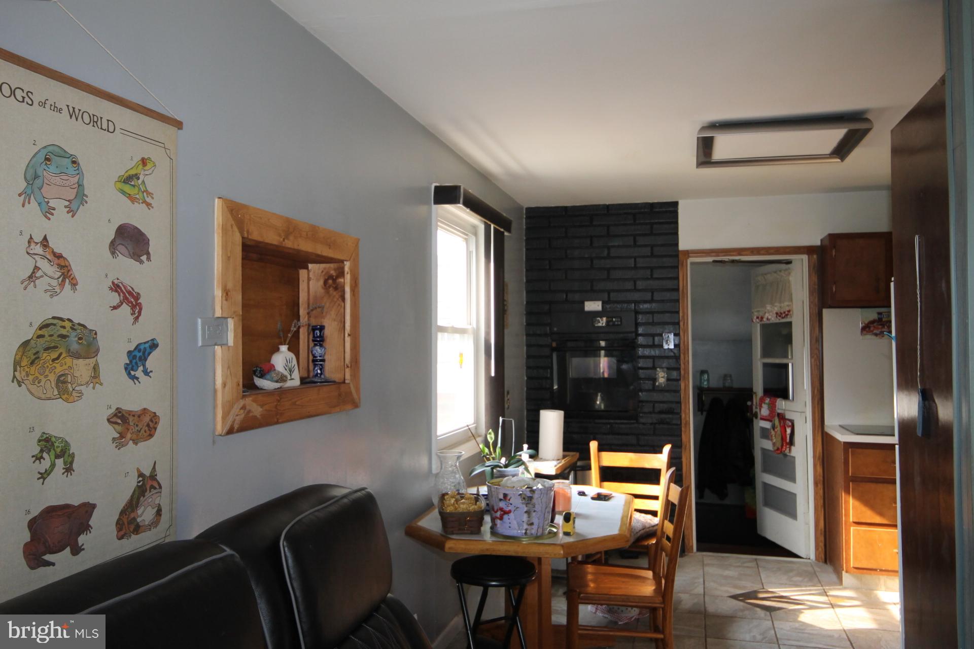 FERNGLEN MANOR - Residential