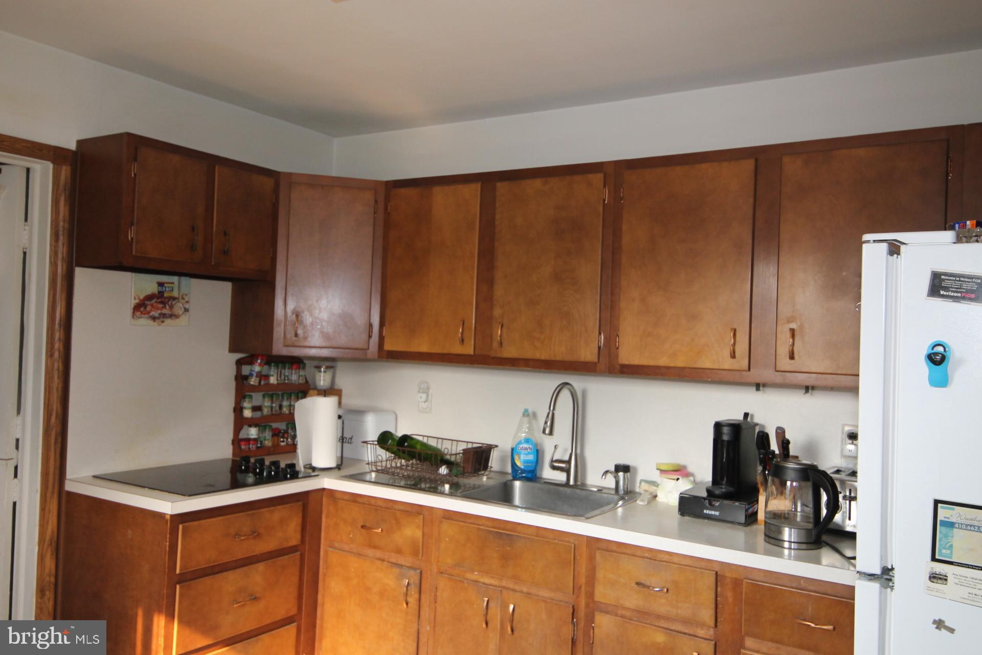 FERNGLEN MANOR - Residential